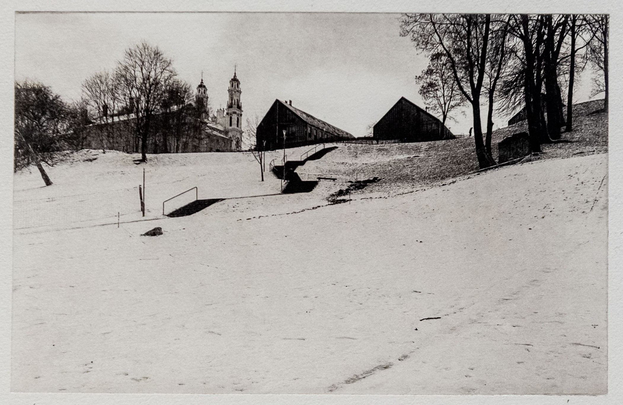 balta-tamsa foto